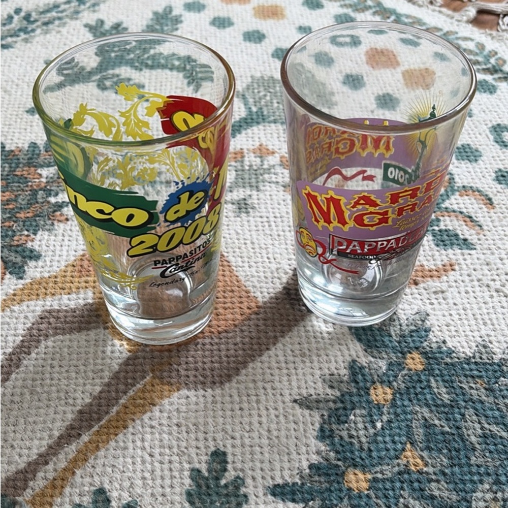 Colorful Holiday Pint Glass Set